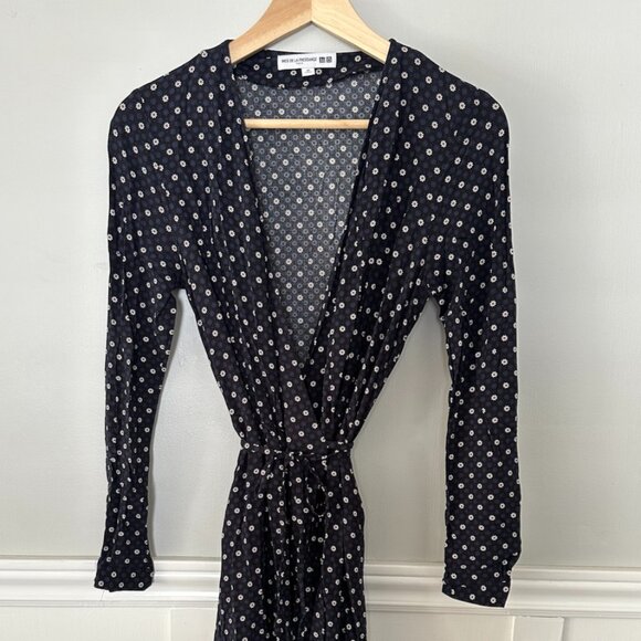 UNIQLO Ines de la Fressange Wrap Dress Flower Pattern Size XS - Picture 1 of 6